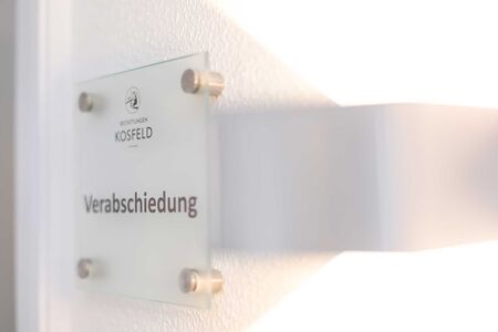 Türschild Abschiedsraum Bestattungen Kosfeld in Bochum
